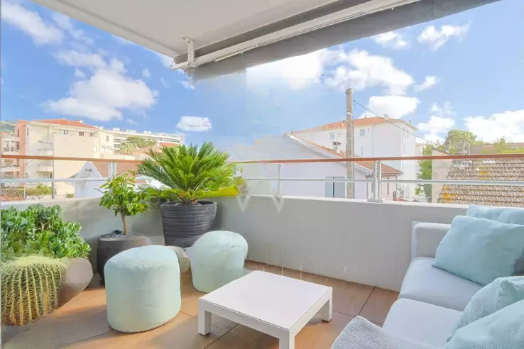 Квартира в Каннах, Франция, 54 м² - фото 1