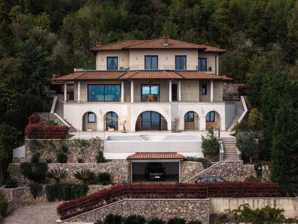 Дом в Опатии, Хорватия, 508 м² - фото 2