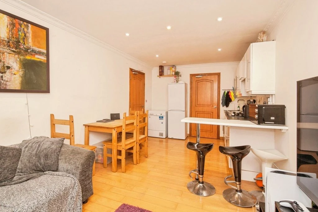 Квартира в Лондоне, Великобритания, 47 м² - фото 2