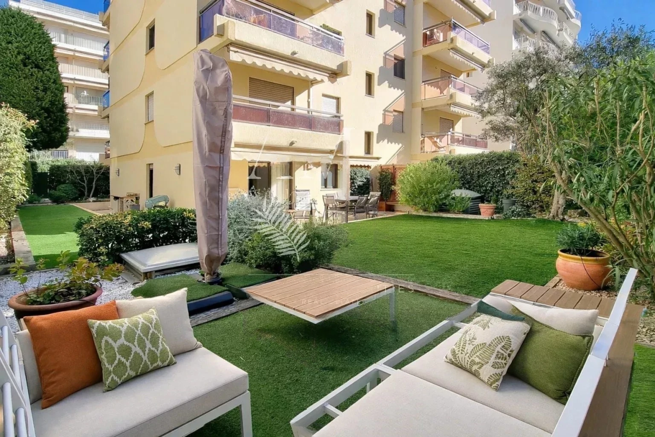 Квартира в Каннах, Франция, 78 м² - фото 2