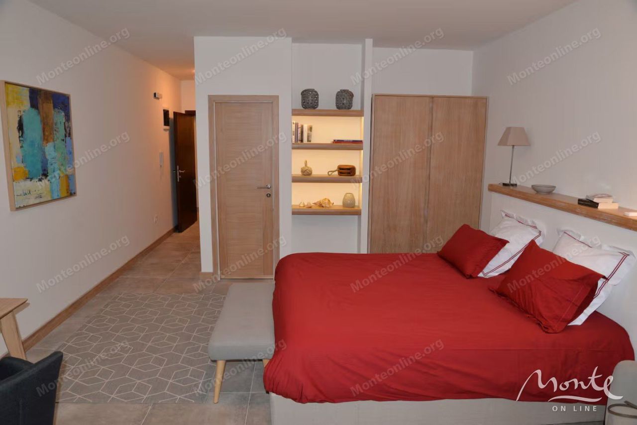 Апартаменты в Тивате, Черногория, 110 м² - фото 8