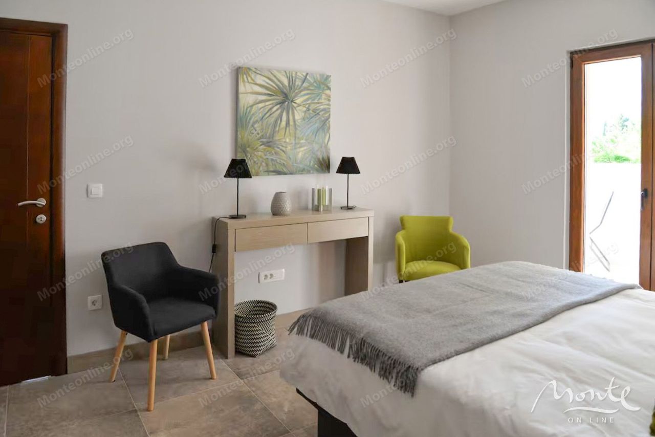 Апартаменты в Тивате, Черногория, 110 м² - фото 10