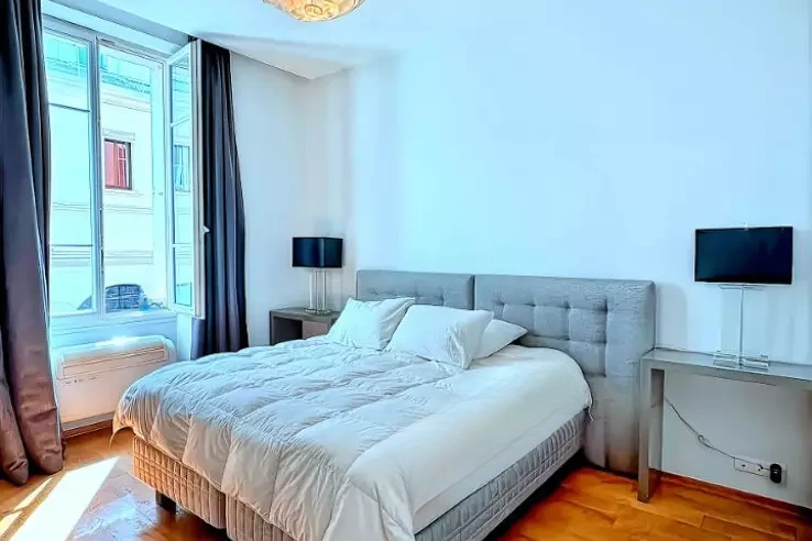 Квартира в Каннах, Франция, 40 м² - фото 2