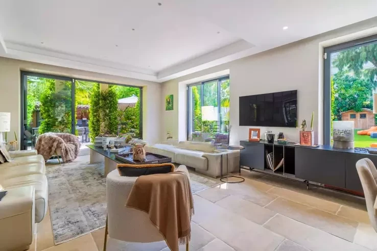 Квартира в Каннах, Франция, 220 м² - фото 2