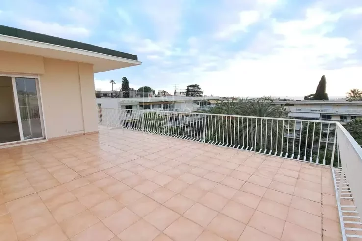 Квартира в Каннах, Франция, 96 м² - фото 2