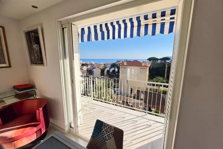 Квартира в Каннах, Франция, 60 м² - фото 2