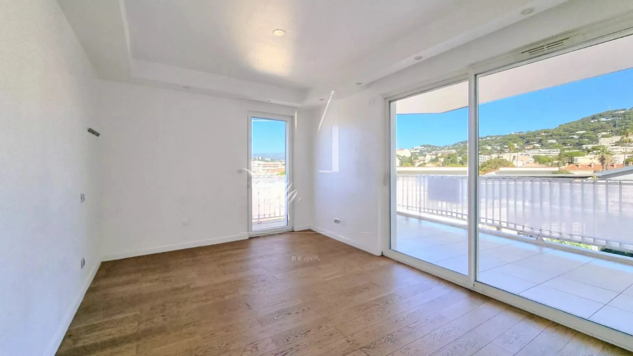 Квартира в Каннах, Франция, 137 м² - фото 4