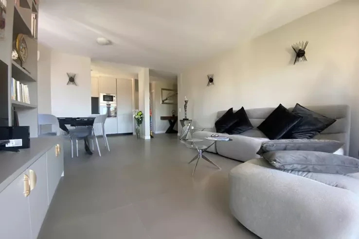 Квартира в Каннах, Франция, 71 м² - фото 2
