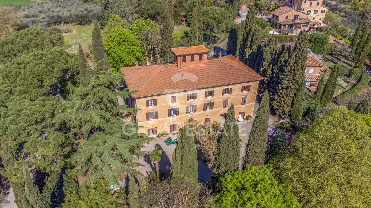 Дом в Кастильоне-дель-Лаго, Италия, 719.95 м² - фото 2