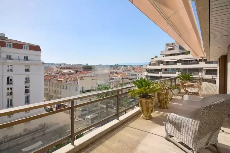 Квартира в Каннах, Франция, 152 м² - фото 3