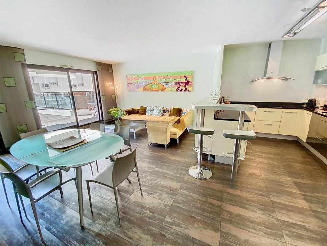 Квартира в Каннах, Франция, 108 м² - фото 8