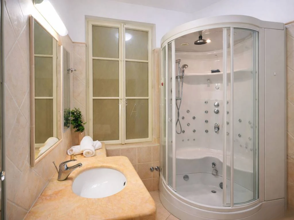 Квартира в Опатии, Хорватия, 205 м² - фото 12