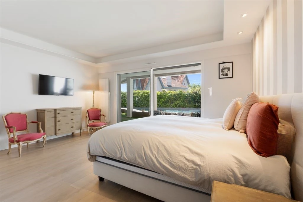 Квартира в Каннах, Франция, 162 м² - фото 12