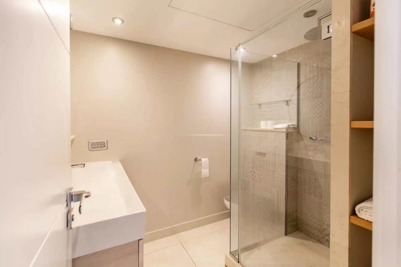 Квартира в Каннах, Франция, 47 м² - фото 13