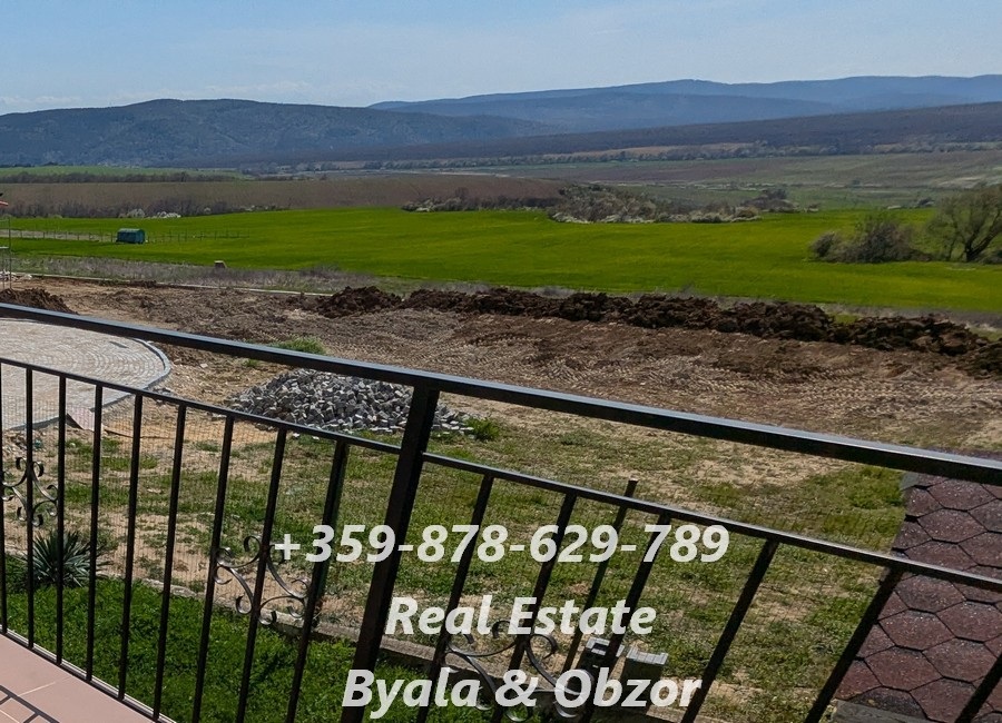 Квартира в Бяле, Болгария, 110 м² - фото 1