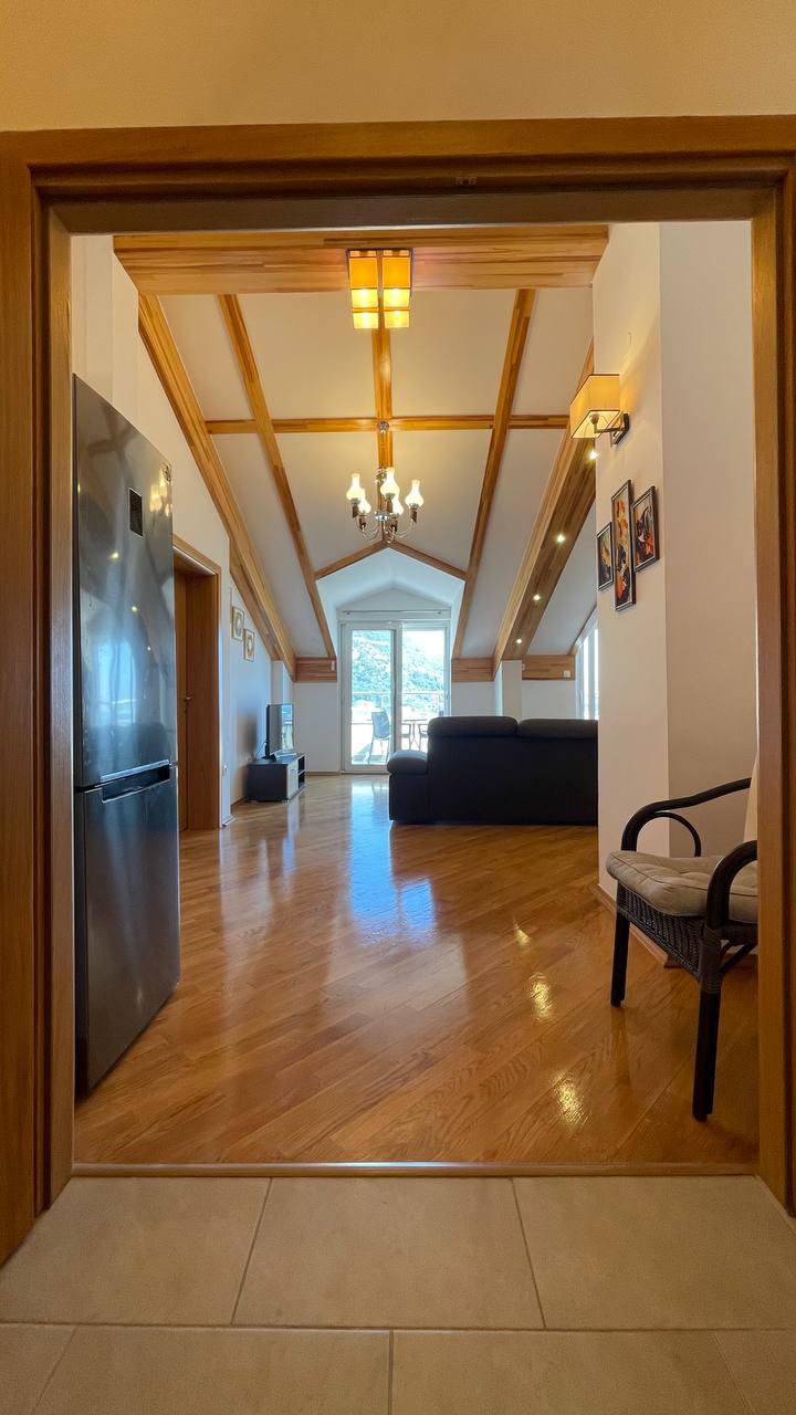 Квартира в Будве, Черногория, 141 м² - фото 2