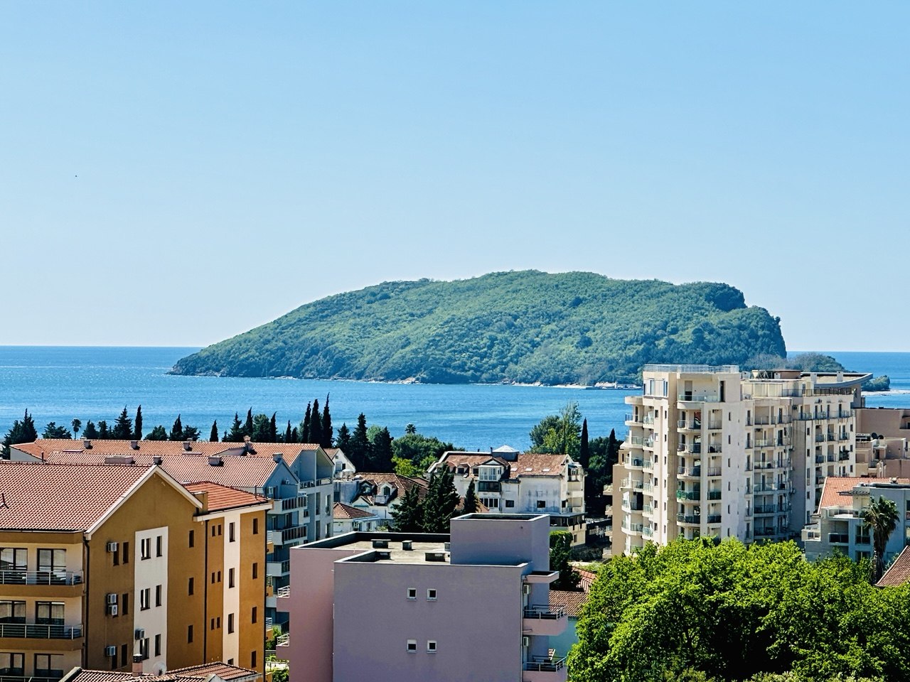 Квартира в Будве, Черногория, 141 м² - фото 1