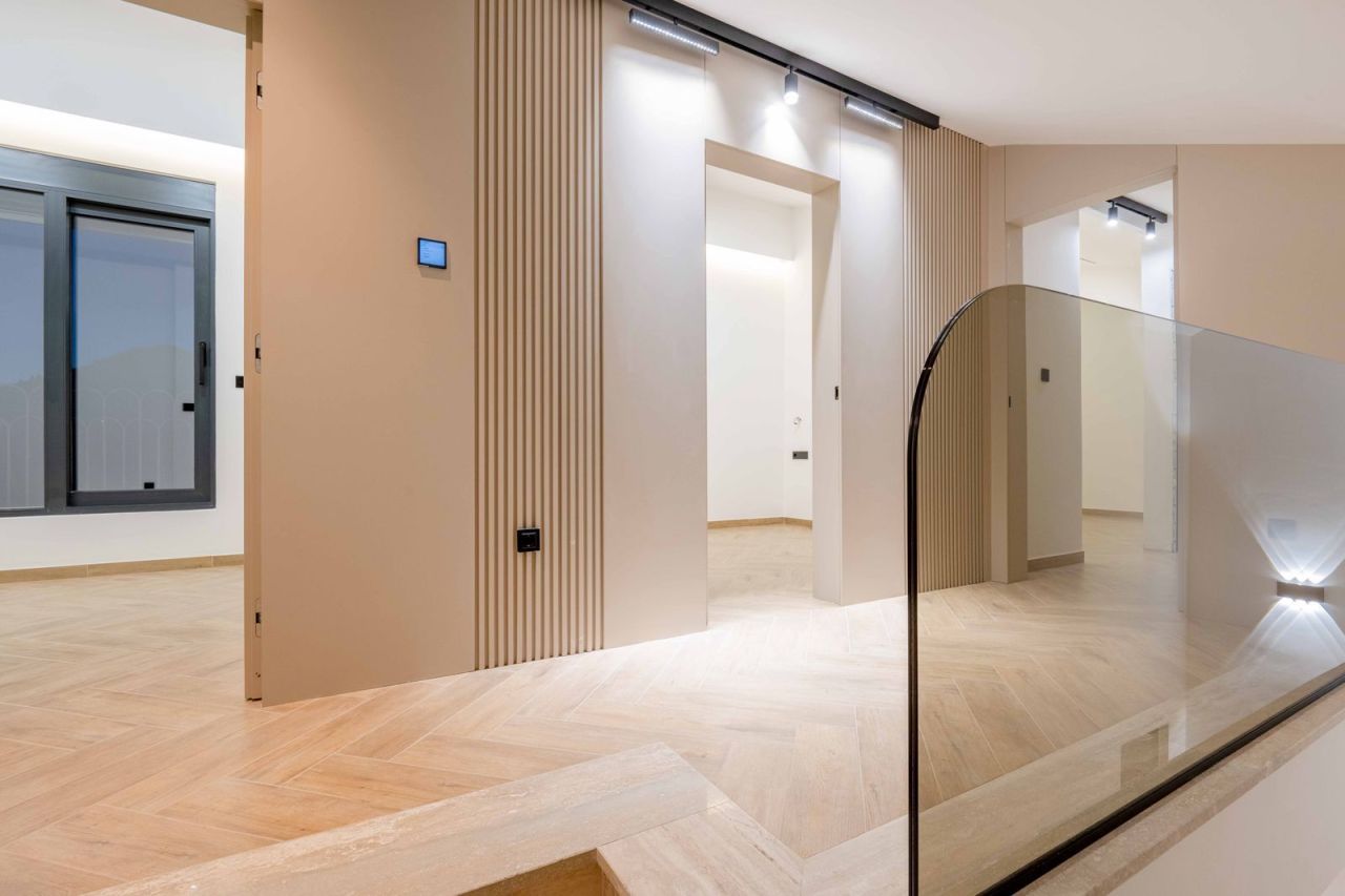 Вилла в Будве, Черногория, 240 м² - фото 8