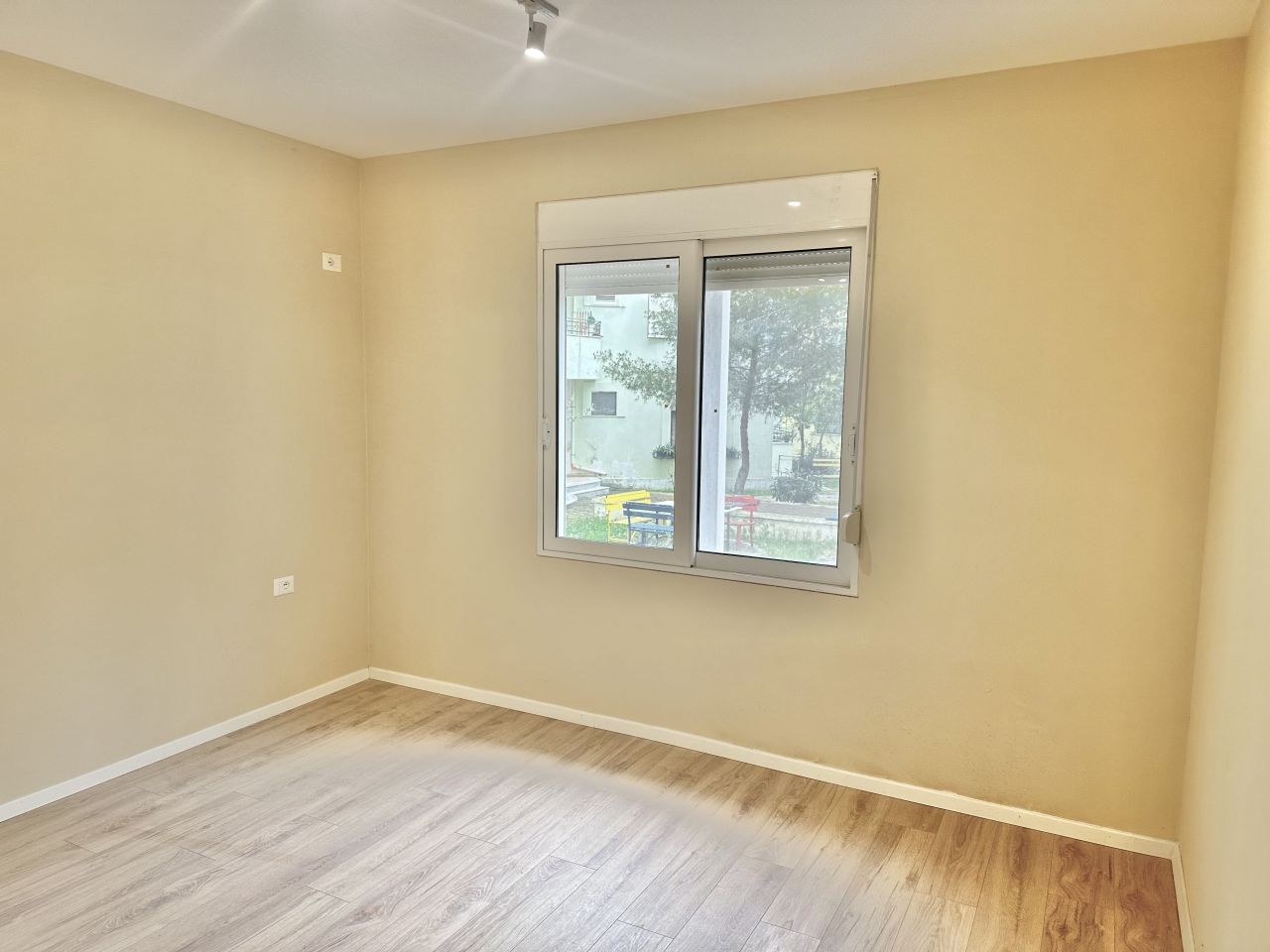 Квартира в Дурресе, Албания, 40 м² - фото 2