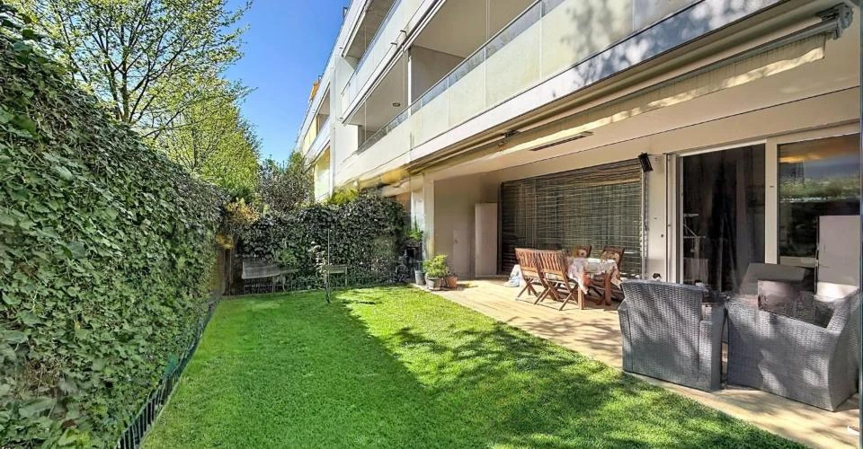 Квартира в Женеве, Швейцария, 108 м² - фото 1