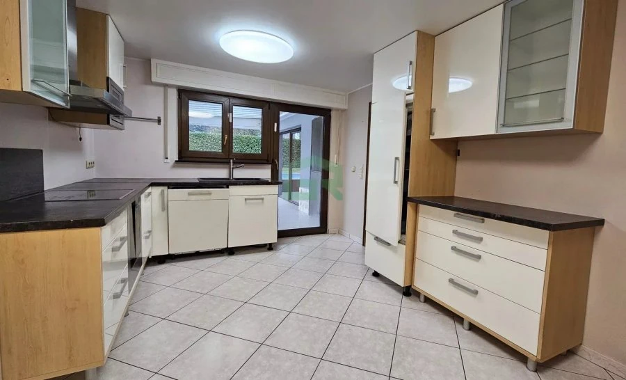 Квартира в Люксембурге, Люксембург, 215 м² - фото 3