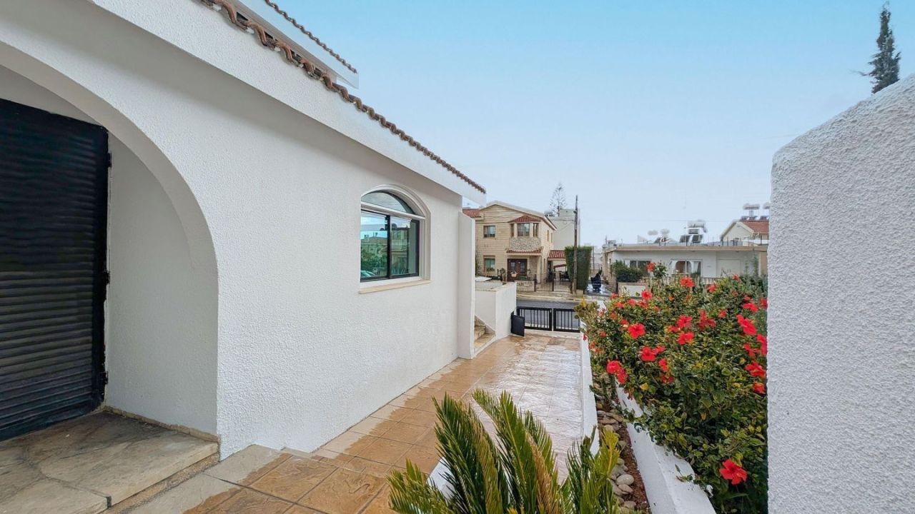 Вилла в Лимасоле, Кипр, 332 м² - фото 9