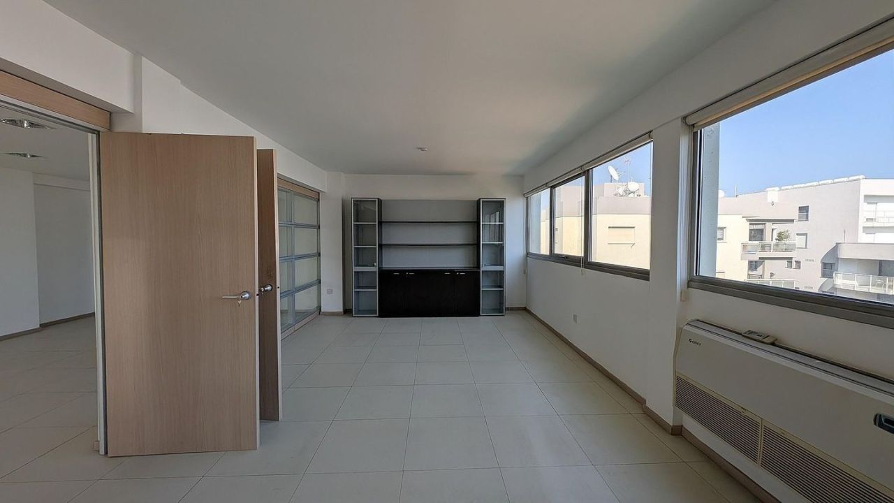 Офис в Лимасоле, Кипр - фото 9