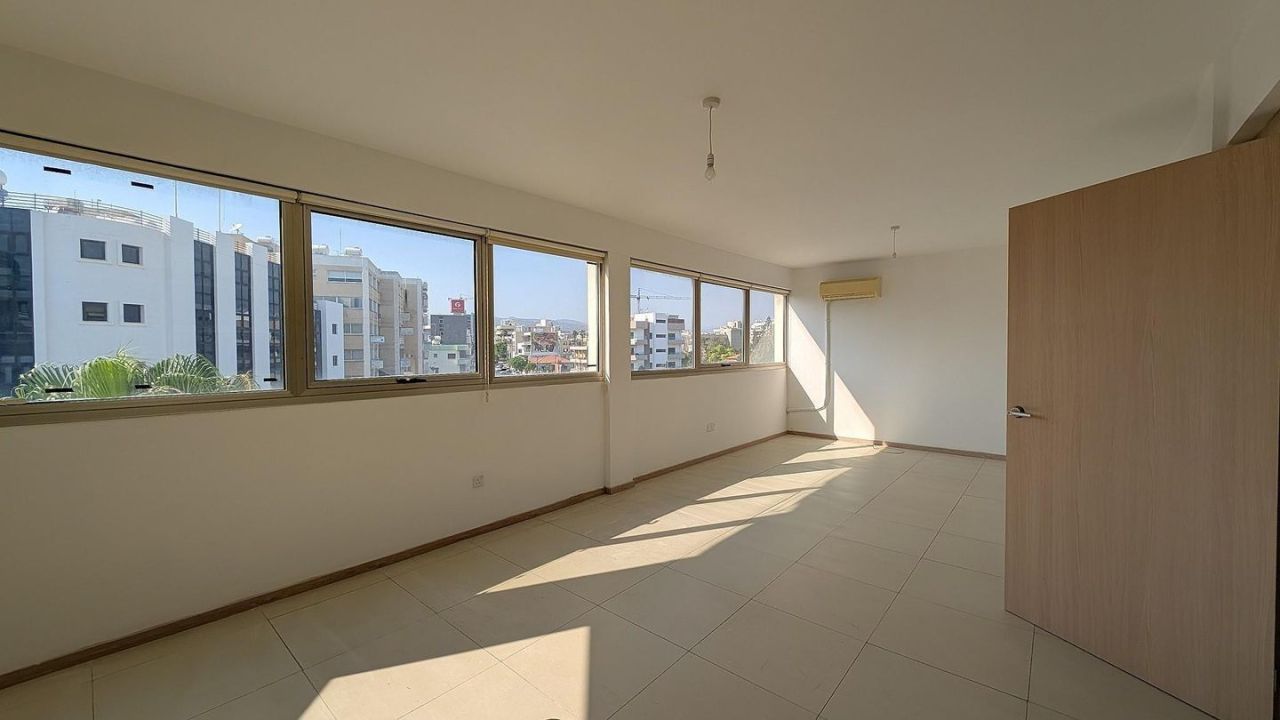 Офис в Лимасоле, Кипр - фото 12