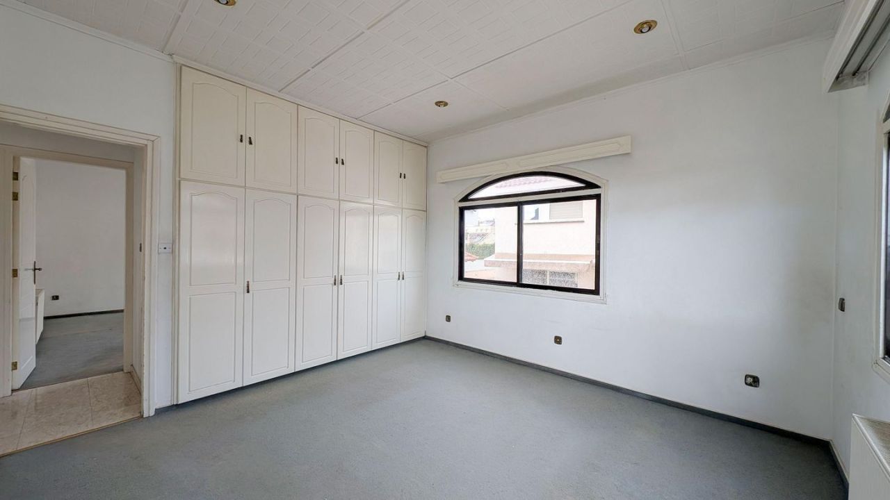 Вилла в Лимасоле, Кипр, 332 м² - фото 16