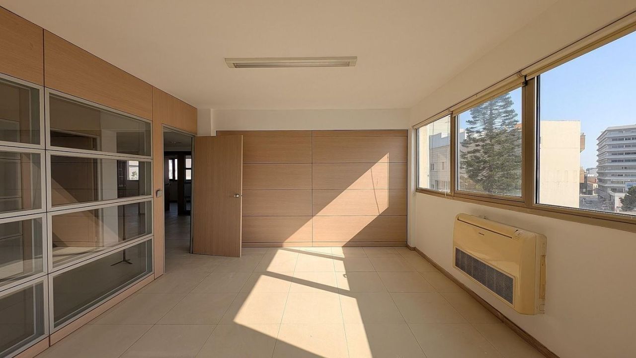 Офис в Лимасоле, Кипр - фото 19