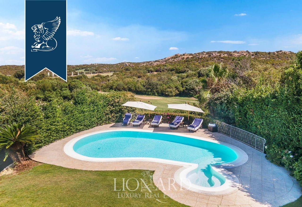 Вилла в Порто Черво, Италия, 230 м² - фото 5