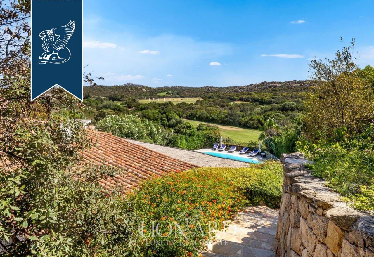 Вилла в Порто Черво, Италия, 230 м² - фото 7