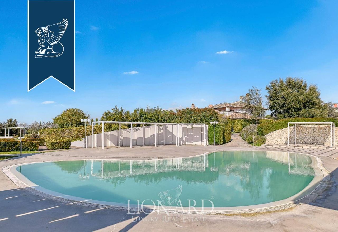 Вилла в Риме, Италия, 1 000 м² - фото 7