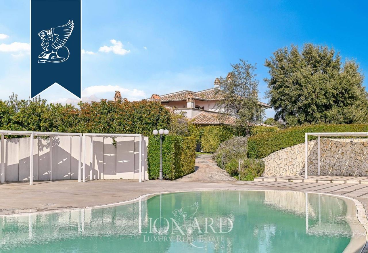 Вилла в Риме, Италия, 1 000 м² - фото 8