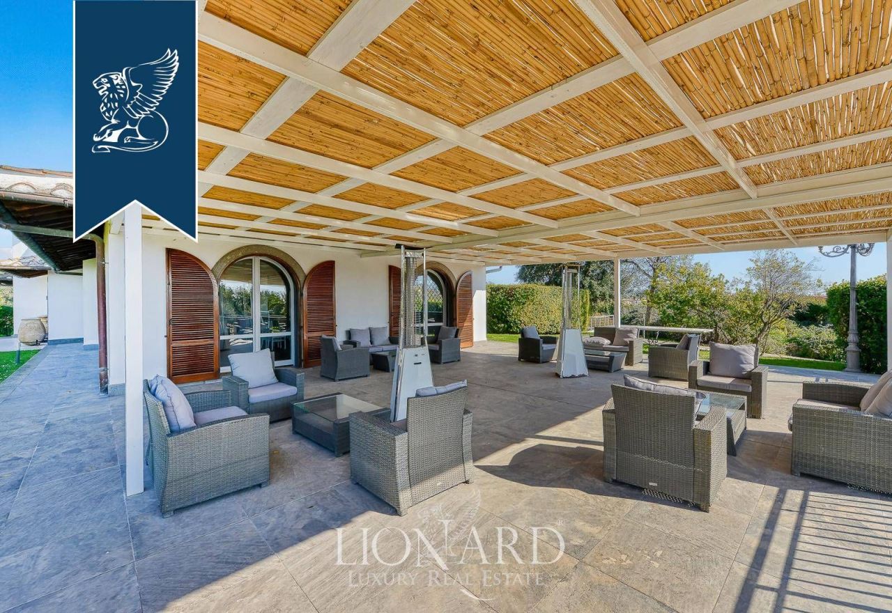 Вилла в Риме, Италия, 1 000 м² - фото 9