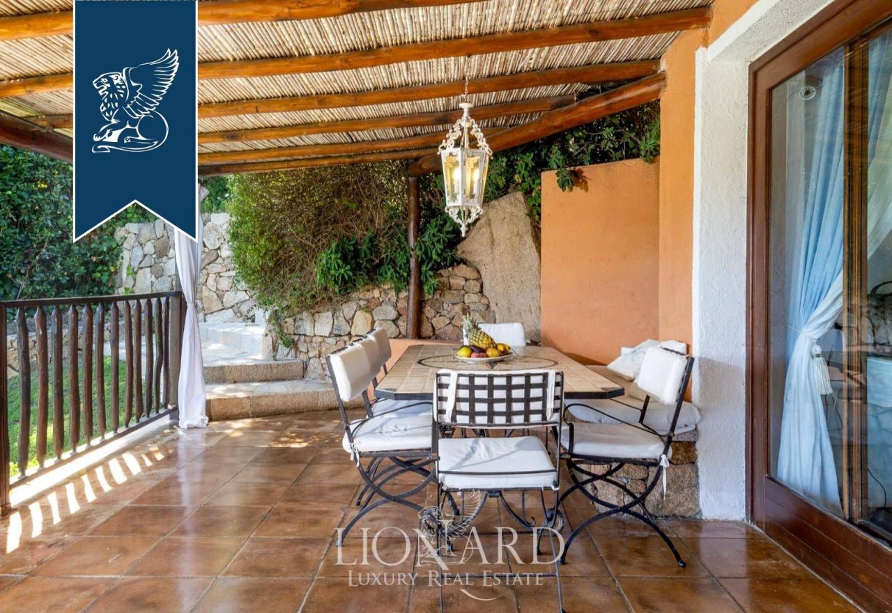 Вилла в Порто Черво, Италия, 230 м² - фото 11