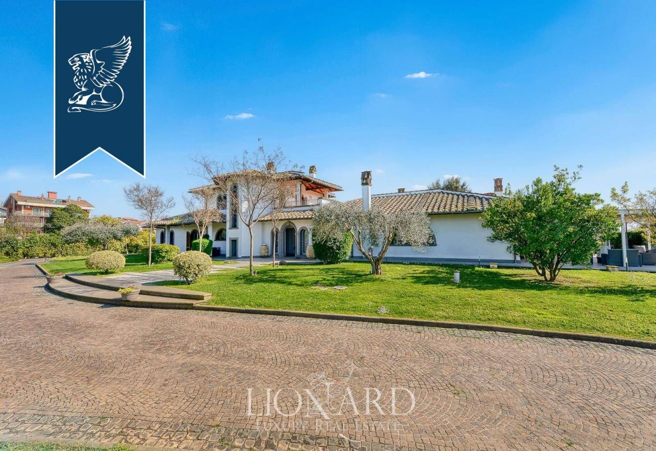 Вилла в Риме, Италия, 1 000 м² - фото 13