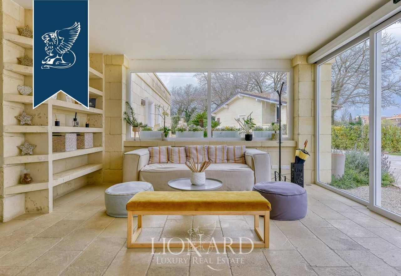 Вилла в Риме, Италия, 600 м² - фото 15