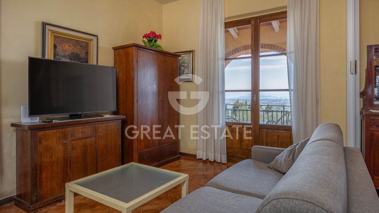 Дом Monte San Savino, Италия, 215 м² - фото 11