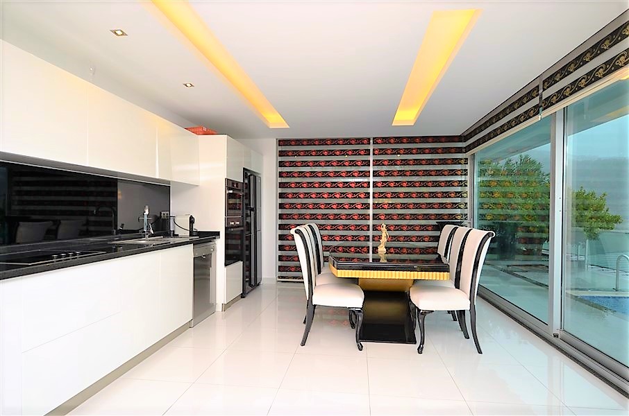 Вилла в Алании, Турция, 366 м² - фото 12