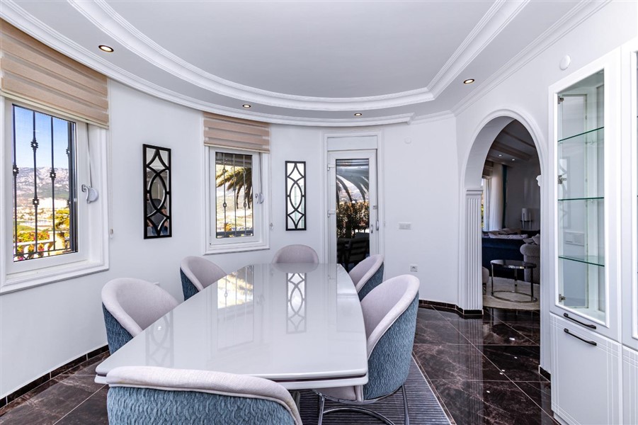 Вилла в Алании, Турция, 220 м² - фото 16