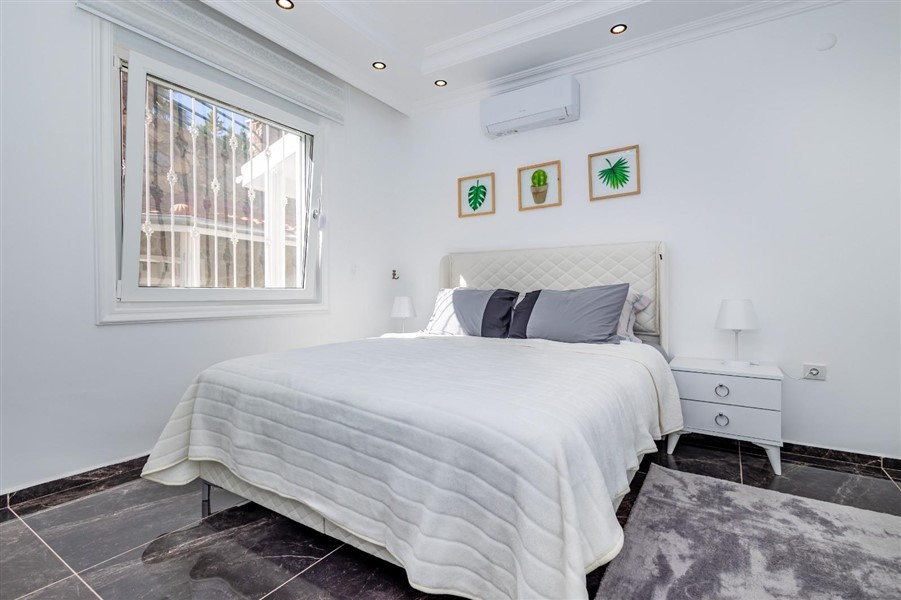 Вилла в Алании, Турция, 220 м² - фото 17