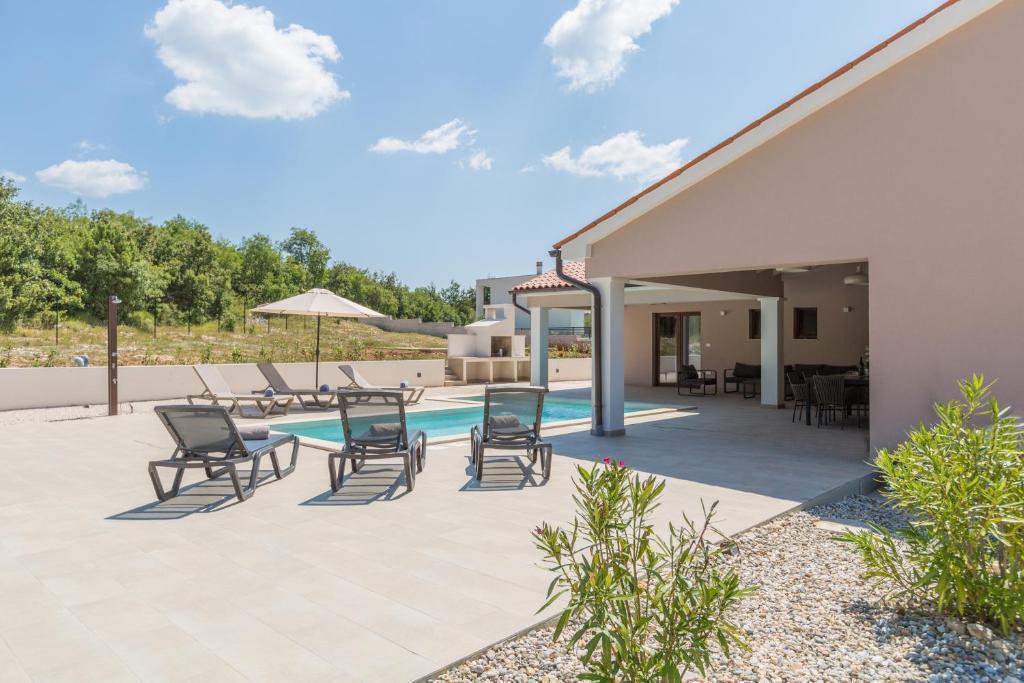 Вилла в Светвинченате, Хорватия, 240 м² - фото 3