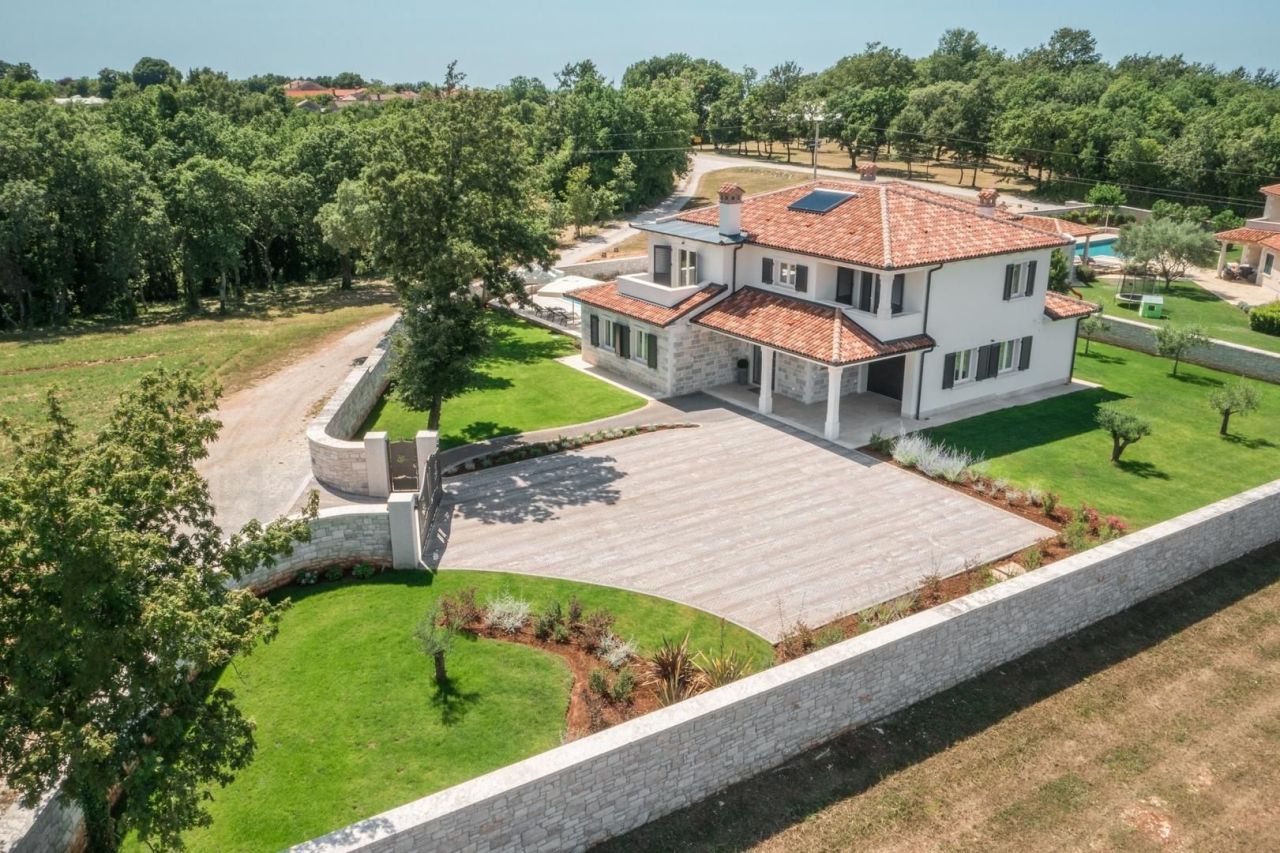 Вилла в Тиняне, Хорватия, 356 м² - фото 3