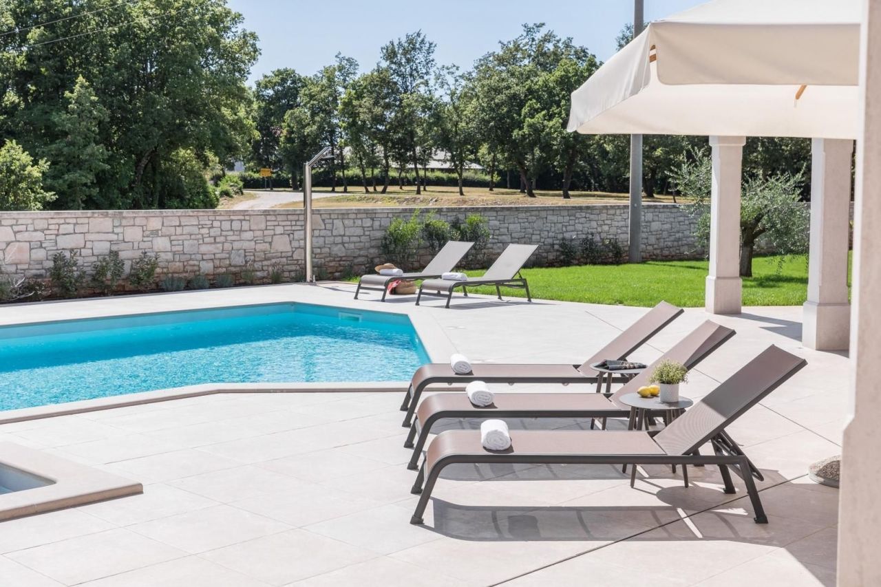 Вилла в Тиняне, Хорватия, 356 м² - фото 14