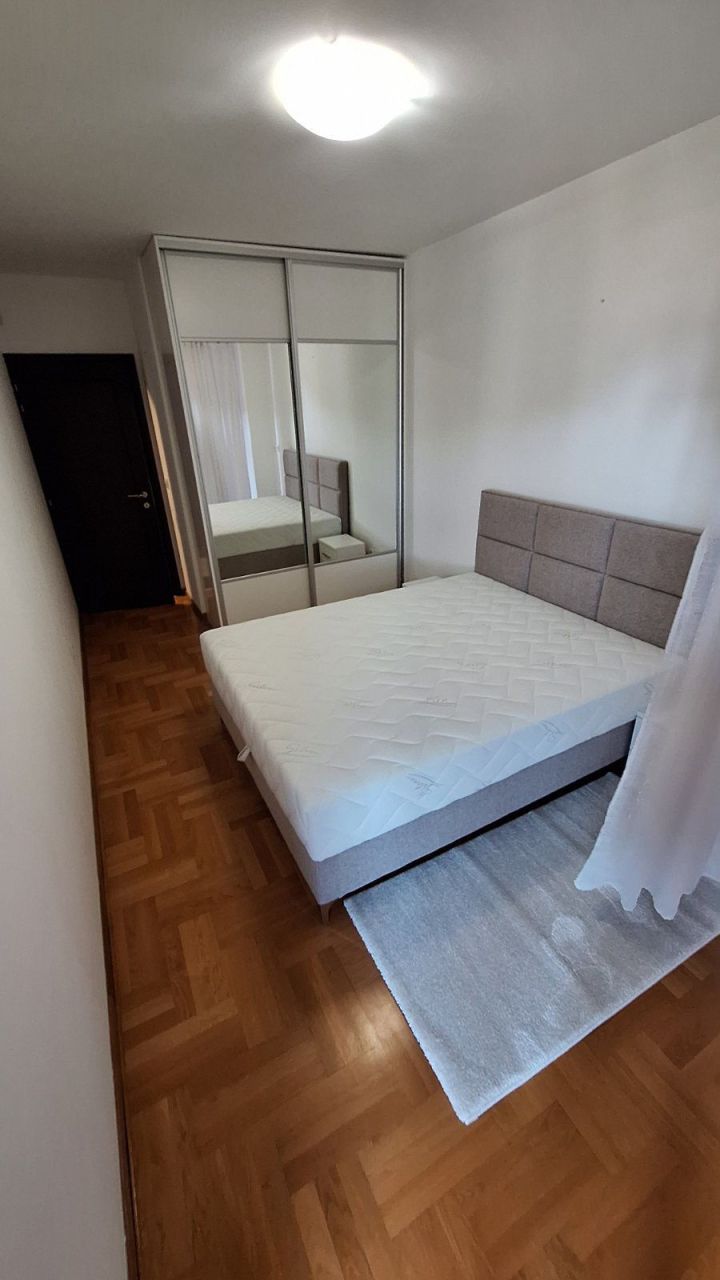 Квартира в Будве, Черногория, 105 000 м² - фото 1