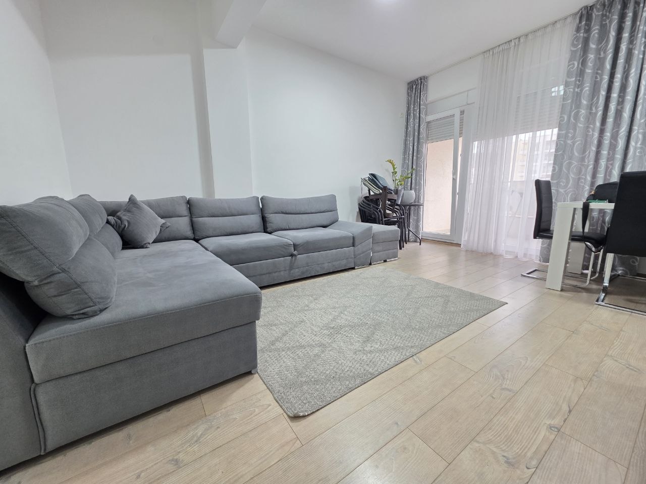 Квартира в Бечичи, Черногория, 67 м² - фото 1