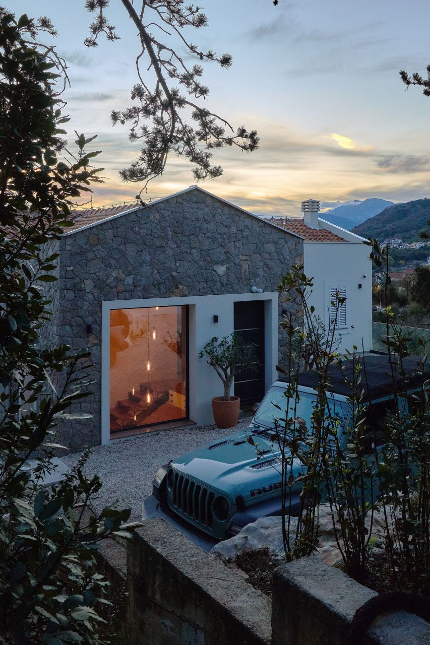 Вилла в Тивате, Черногория, 199 м² - фото 3