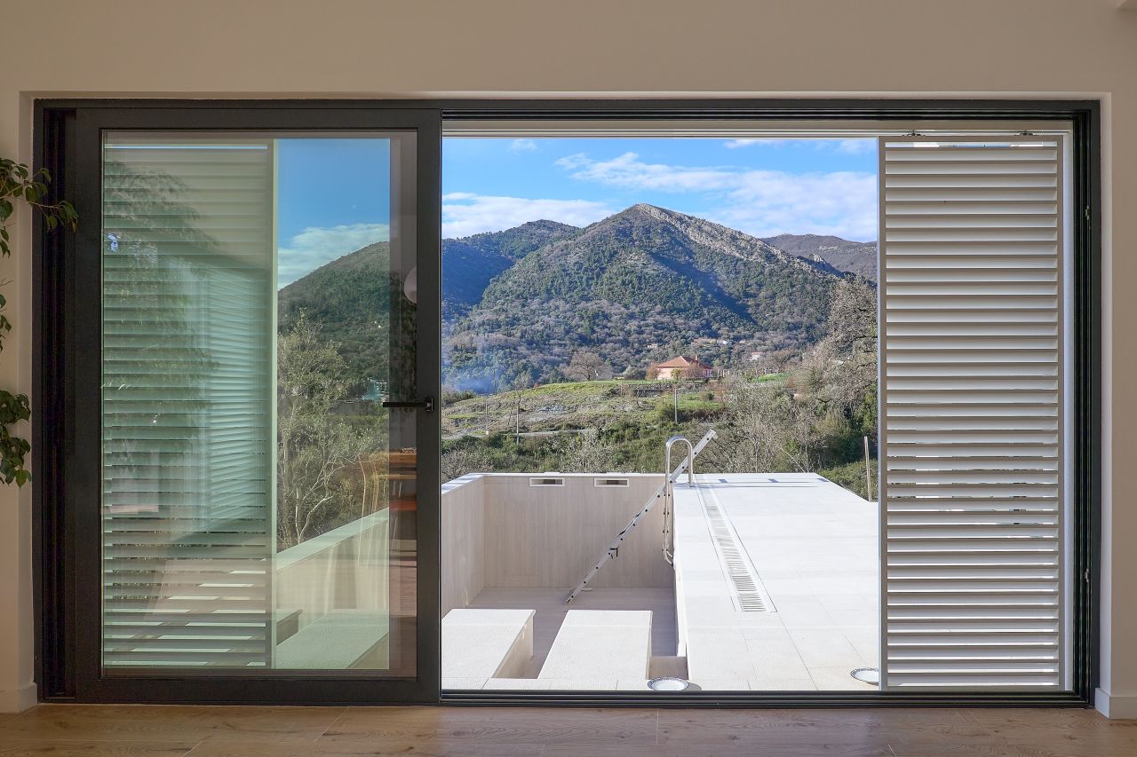 Вилла в Тивате, Черногория, 199 м² - фото 10