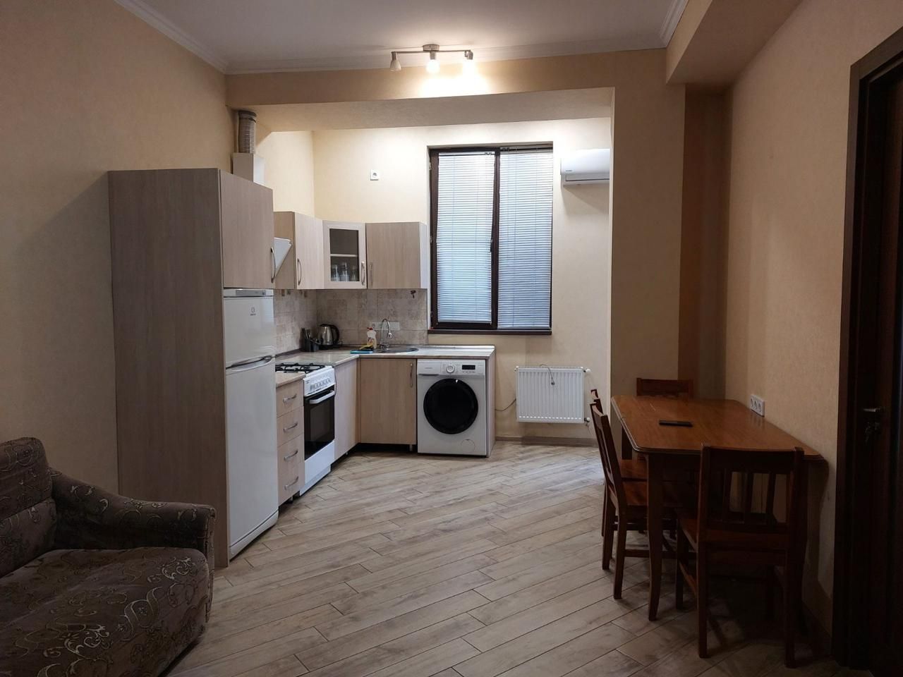 Квартира в Тбилиси, Грузия, 65 м² - фото 1